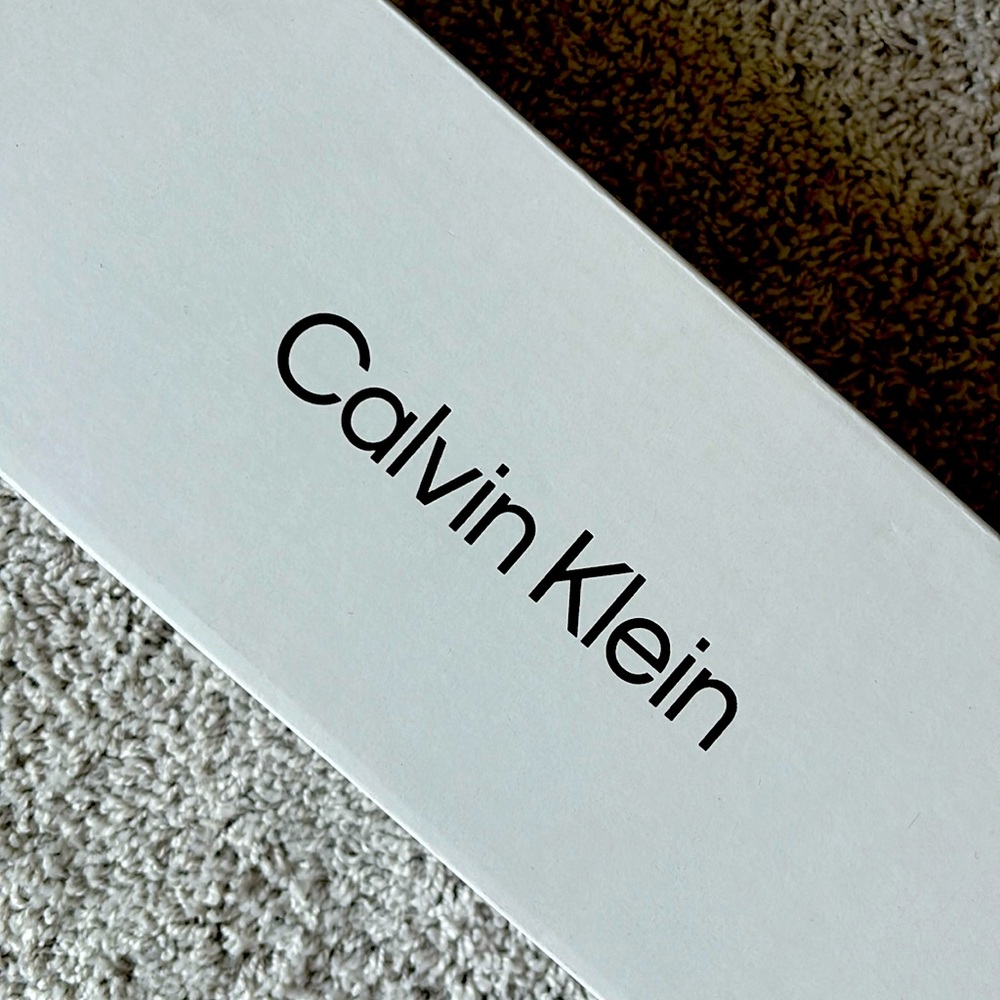 NWT Calvin Klein pointed toe Flat - Picture 6 of 6